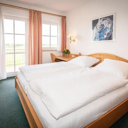 Reich Am Schnackensee 3*